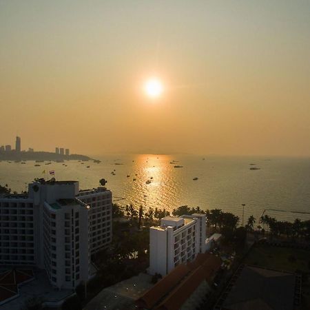 Mera Mare Pattaya Beach And Resort 外观 照片